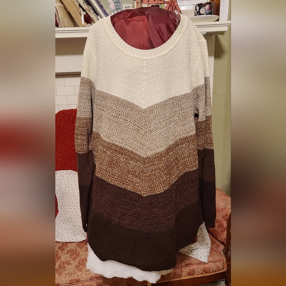 Apt. 9 Brown Cheveron Sweater NWT! - Picture 2 of 4
